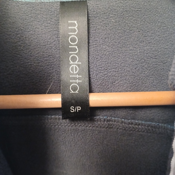 Mondetta Fall Coat - Picture 4 of 4